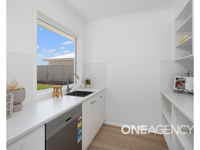 13 BURT STREET, Gobbagombalin NSW 2650