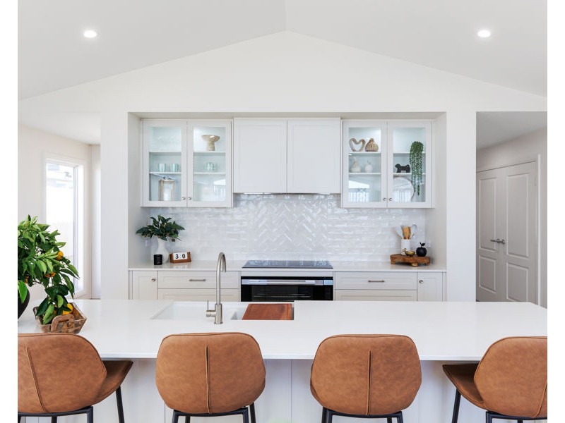 17 BURT STREET, Gobbagombalin NSW 2650