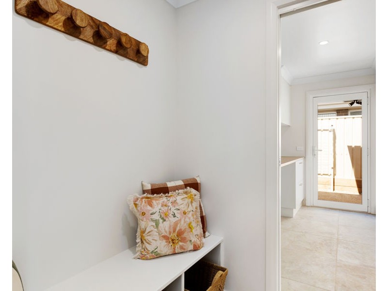 17 BURT STREET, Gobbagombalin NSW 2650