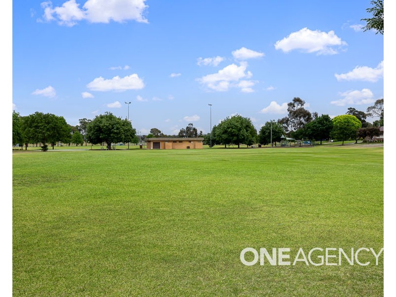 1/6 CYPRESS STREET, Forest Hill NSW 2651