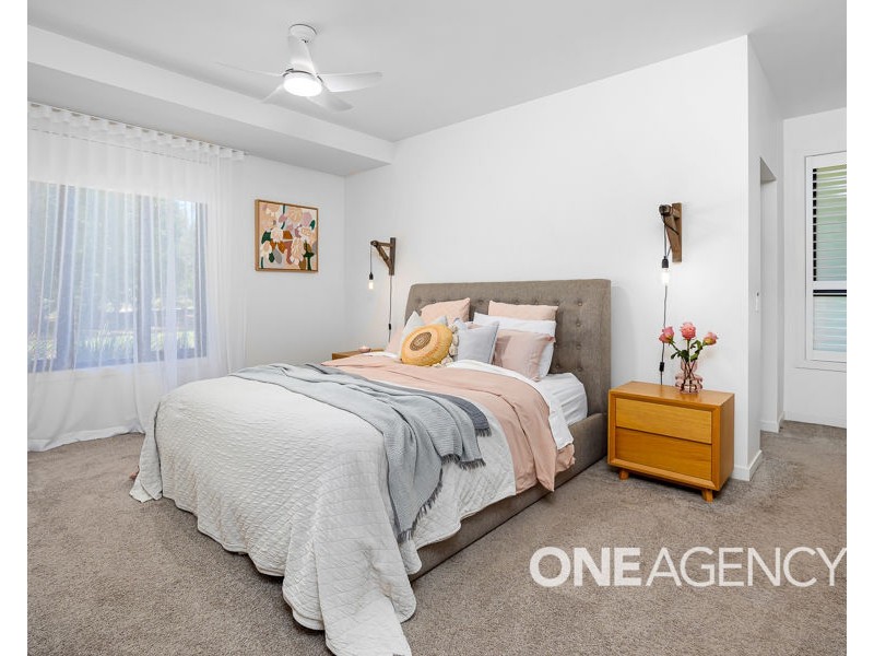 102 MITCHELL ROAD, Lake Albert NSW 2650