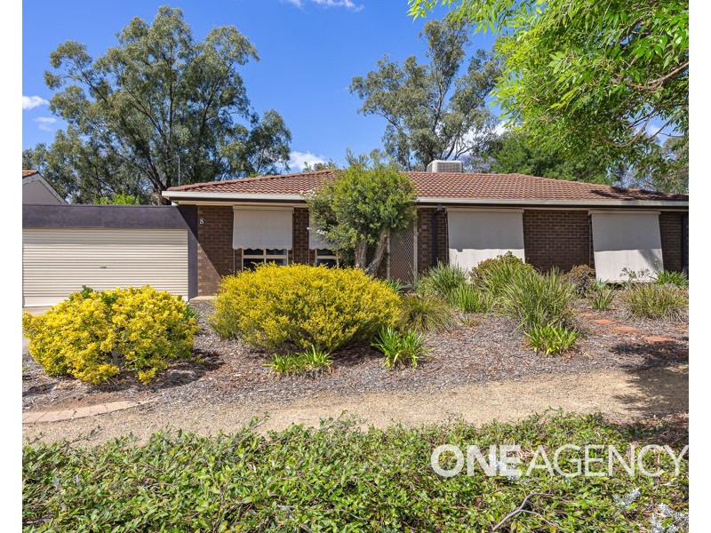 8 DOMAN STREET, Estella NSW 2650