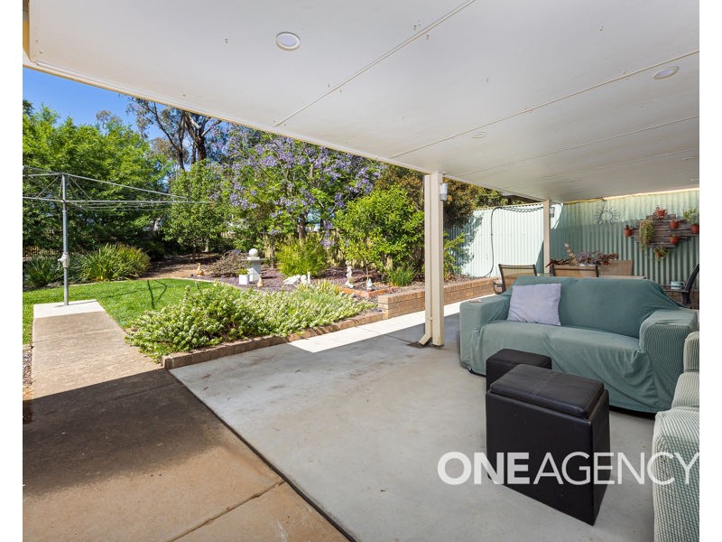 8 DOMAN STREET, Estella NSW 2650
