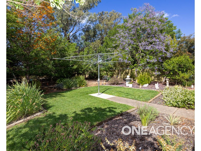 8 DOMAN STREET, Estella NSW 2650
