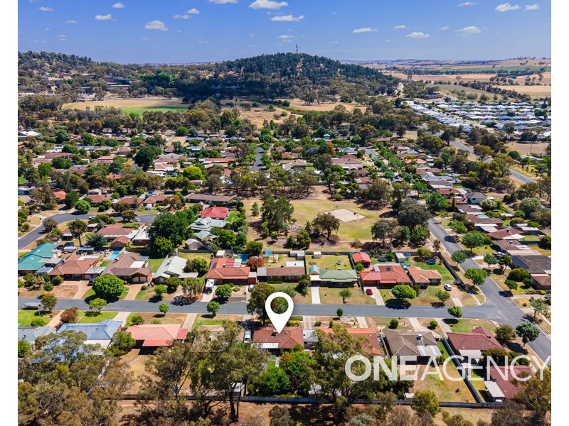 8 DOMAN STREET, Estella NSW 2650