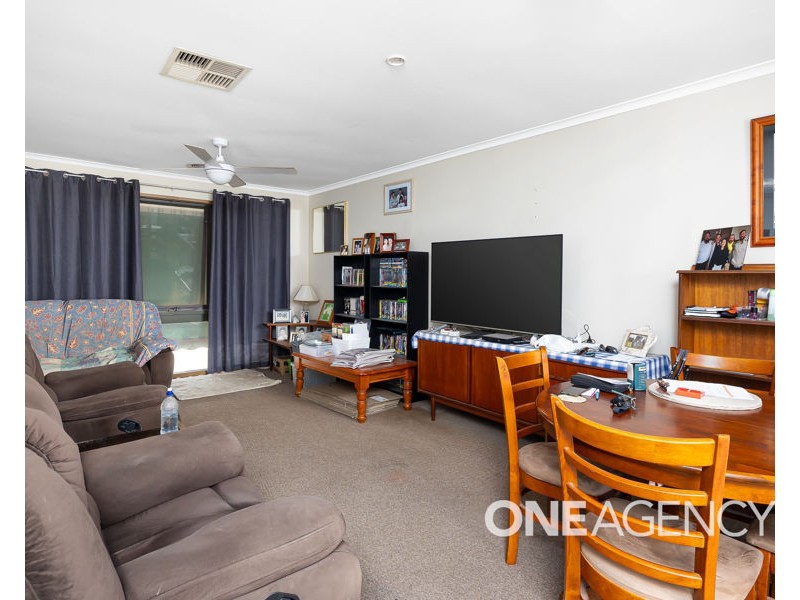 7 GOBORRA STREET, Glenfield Park NSW 2650