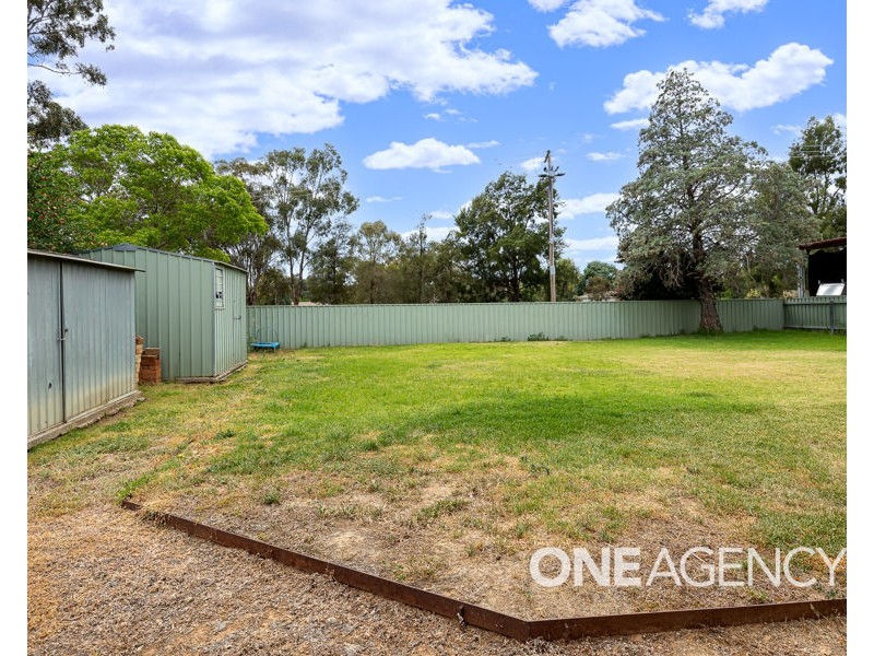 7 GOBORRA STREET, Glenfield Park NSW 2650