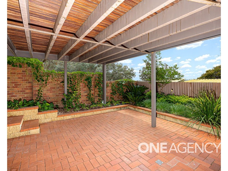 1 ANDREWS AVENUE, Kooringal NSW 2650