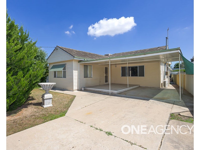 3 CAMPBELL PLACE, Wagga Wagga NSW 2650