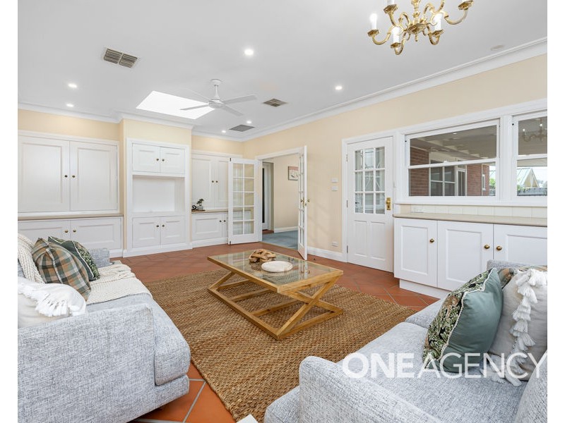 24 ATHOL STREET, Turvey Park NSW 2650