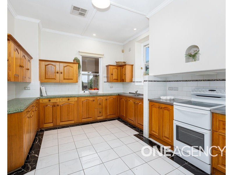 24 ATHOL STREET, Turvey Park NSW 2650