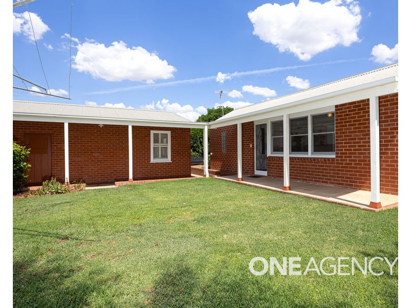 24 ATHOL STREET, Turvey Park NSW 2650
