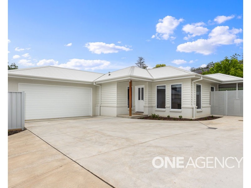 2/106 MEADOW STREET, Kooringal NSW 2650