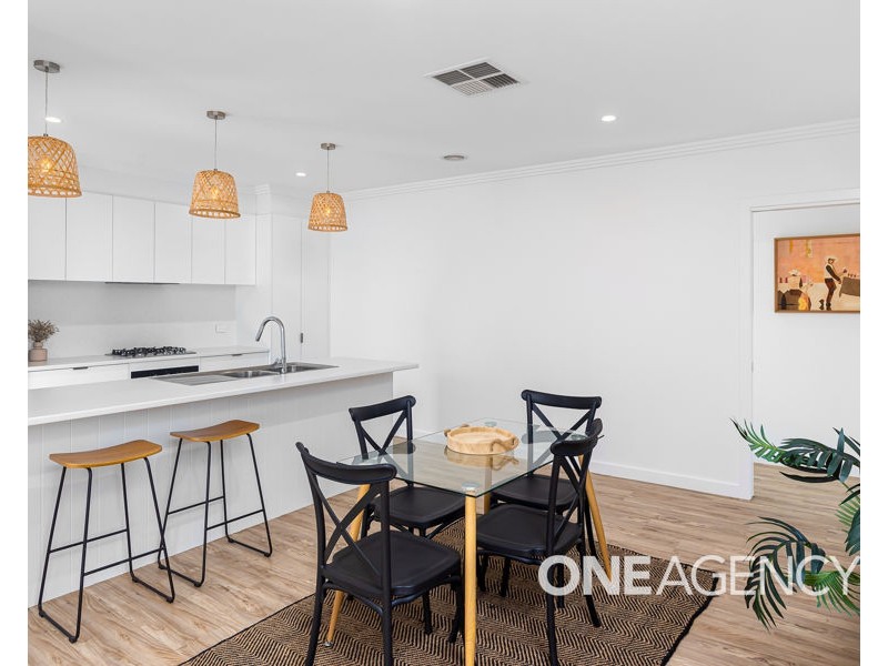 2/106 MEADOW STREET, Kooringal NSW 2650