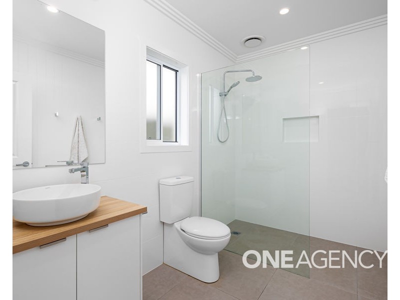 2/106 MEADOW STREET, Kooringal NSW 2650