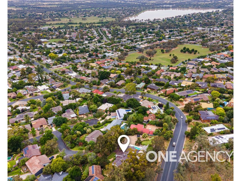 5 HIGHFIELD PLACE, Kooringal NSW 2650