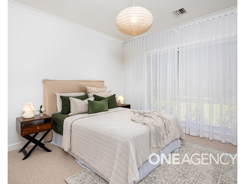 13 LANSDOWNE AVENUE, Lake Albert NSW 2650