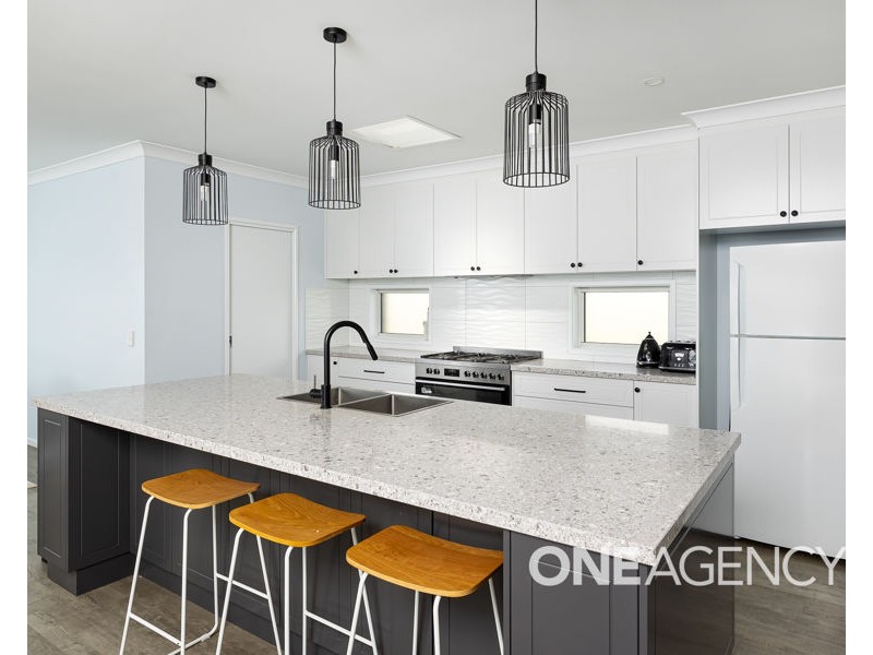 5 COOCOOK PLACE, Gobbagombalin NSW 2650