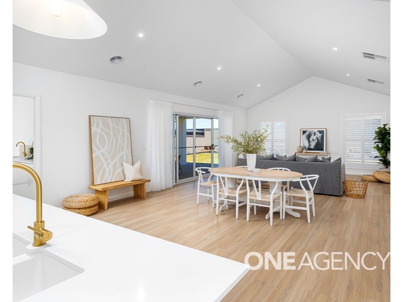 7 PEPPERCORN STREET, Gobbagombalin NSW 2650