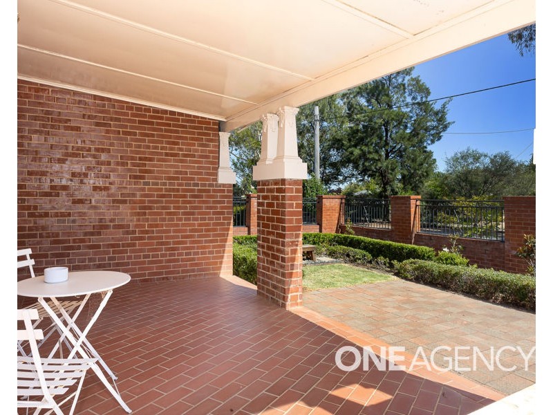16 LINDSAY STREET, Turvey Park NSW 2650