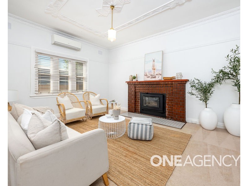 16 LINDSAY STREET, Turvey Park NSW 2650