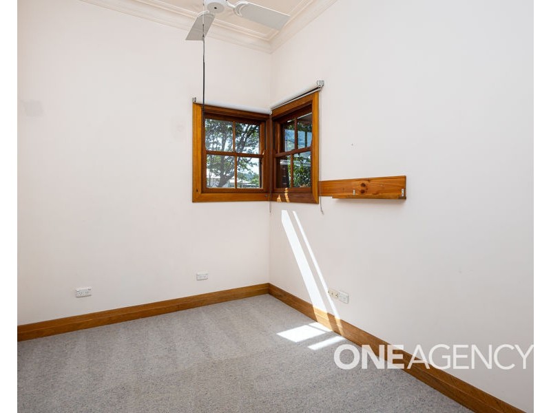 16 LINDSAY STREET, Turvey Park NSW 2650