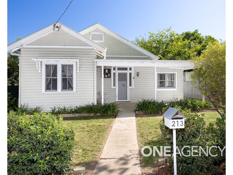 213 GURWOOD STREET, Wagga Wagga NSW 2650