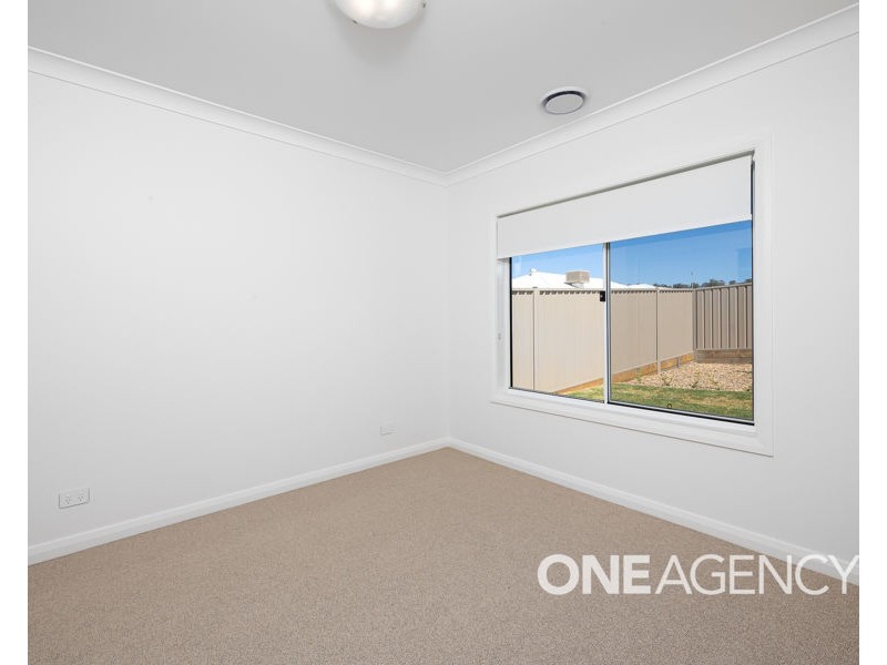 79 LINGIARI DRIVE, Lloyd NSW 2650
