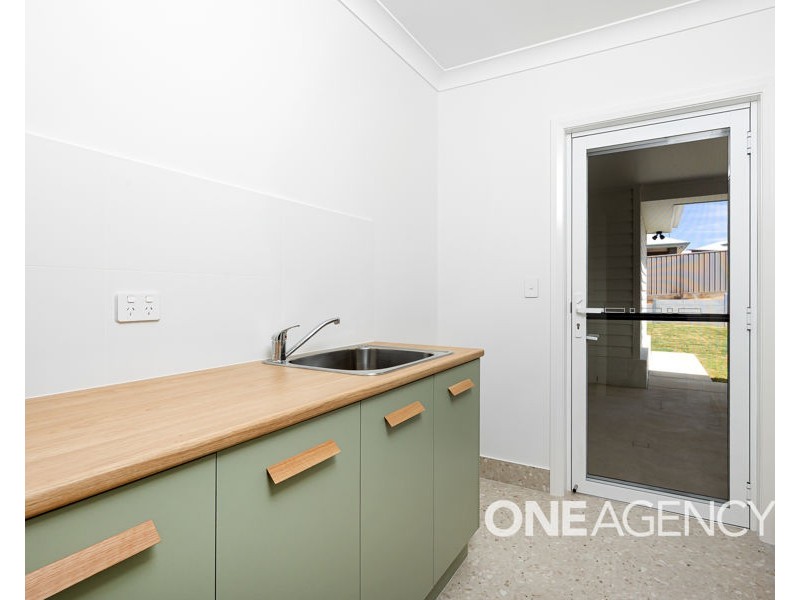79 LINGIARI DRIVE, Lloyd NSW 2650