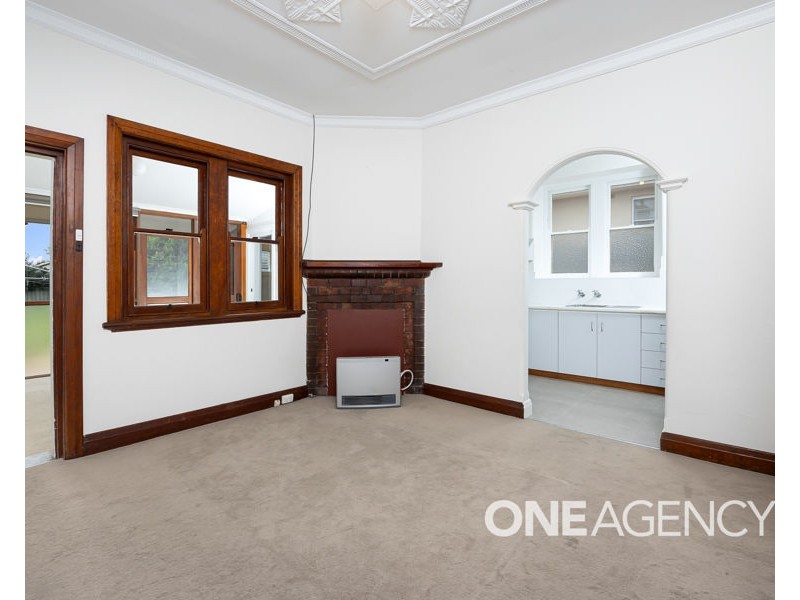 44 GRANDVIEW AVENUE, Turvey Park NSW 2650