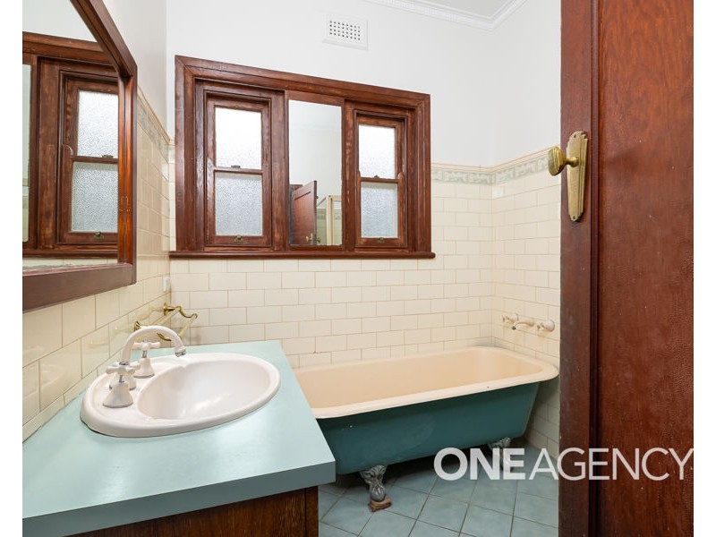 44 GRANDVIEW AVENUE, Turvey Park NSW 2650