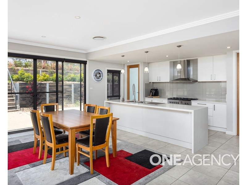 44 MATILDA CRESCENT, Gumly Gumly NSW 2652