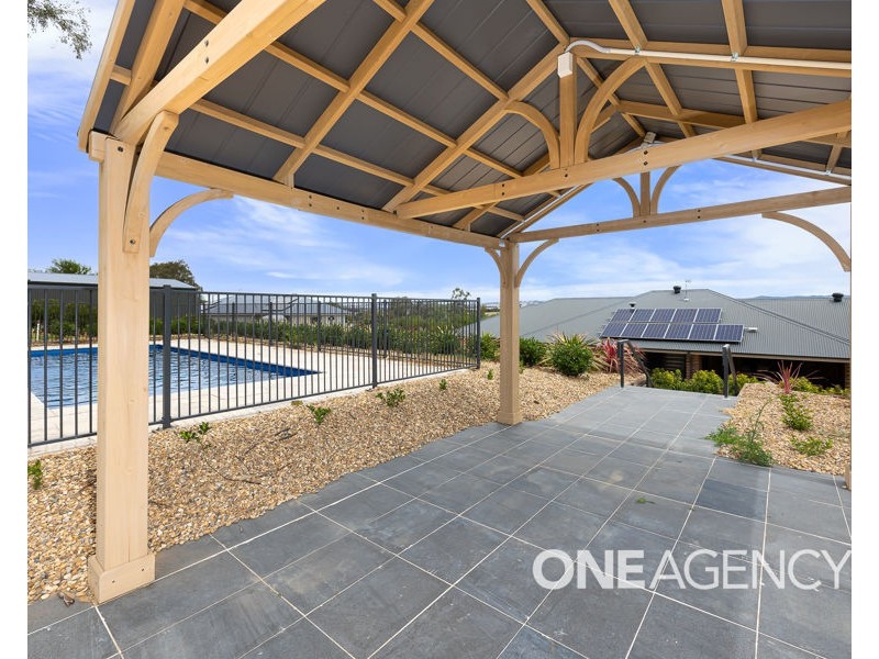 44 MATILDA CRESCENT, Gumly Gumly NSW 2652