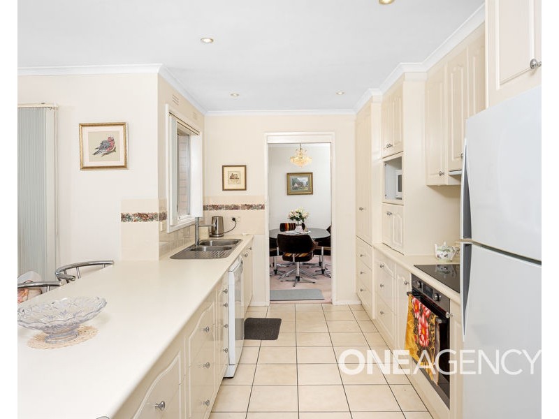 5 VANDA STREET, Lake Albert NSW 2650