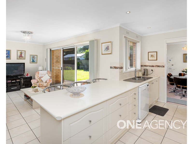 5 VANDA STREET, Lake Albert NSW 2650