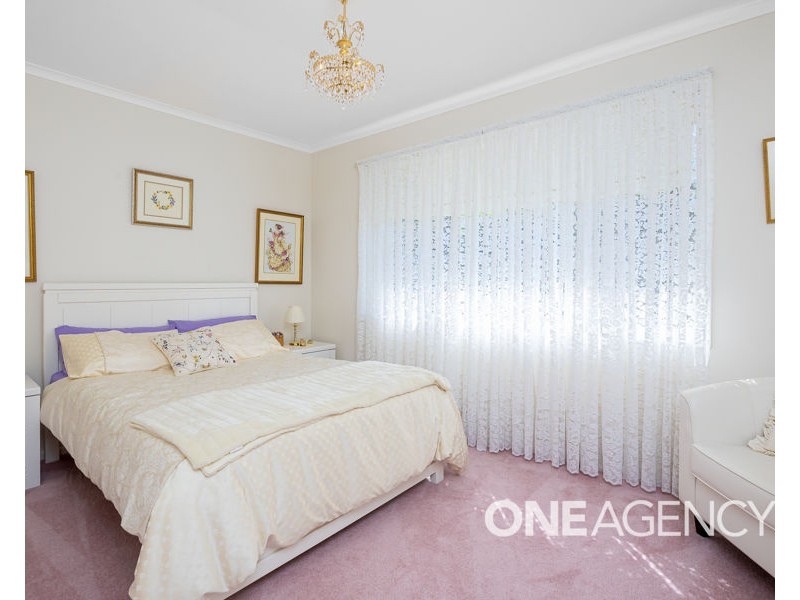 5 VANDA STREET, Lake Albert NSW 2650