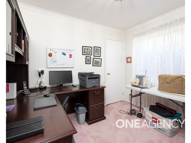 5 VANDA STREET, Lake Albert NSW 2650