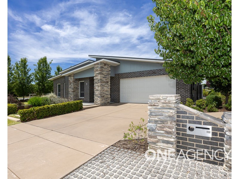 1 BELMORE PLACE, Tatton NSW 2650
