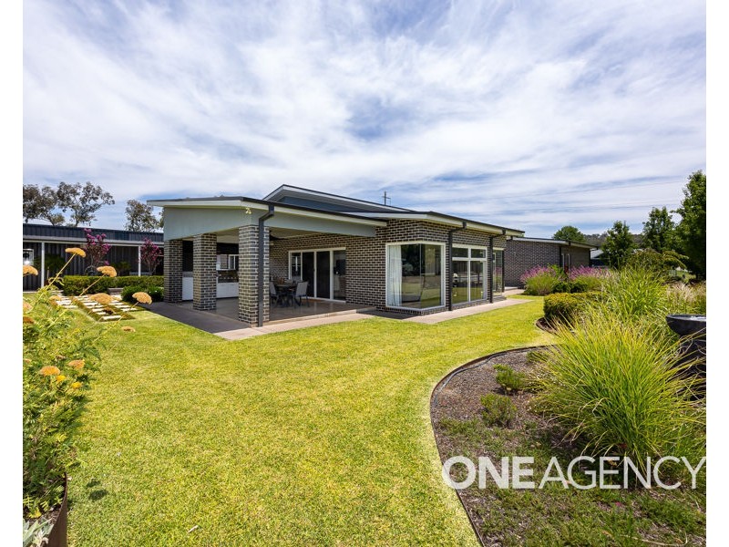 1 BELMORE PLACE, Tatton NSW 2650