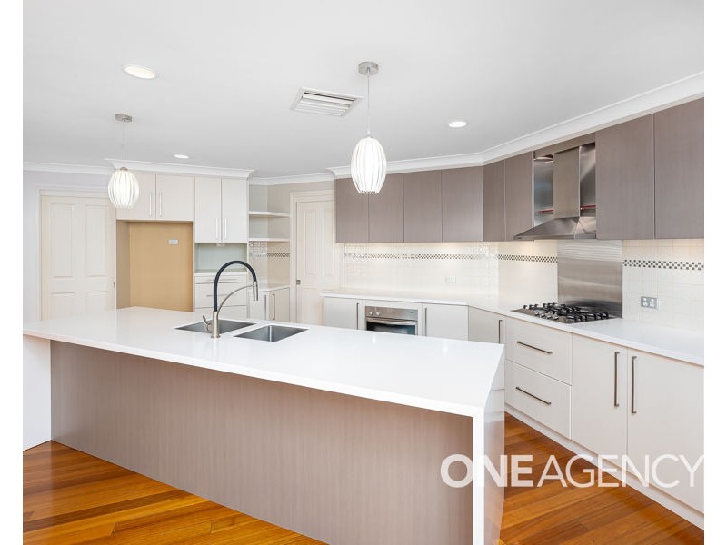 52 SIMKIN CRESCENT, Kooringal NSW 2650