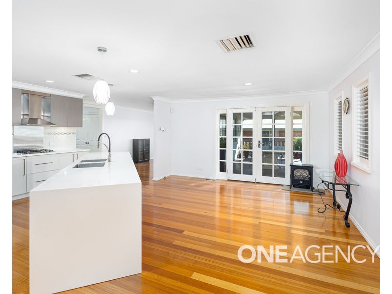 52 SIMKIN CRESCENT, Kooringal NSW 2650