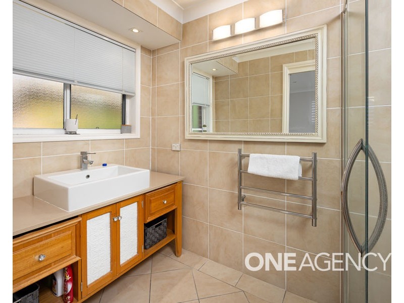 52 SIMKIN CRESCENT, Kooringal NSW 2650