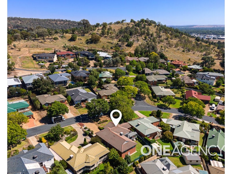 52 SIMKIN CRESCENT, Kooringal NSW 2650