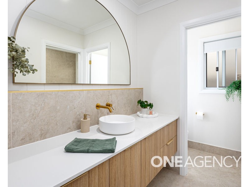 25 NOLAN STREET, Lloyd NSW 2650