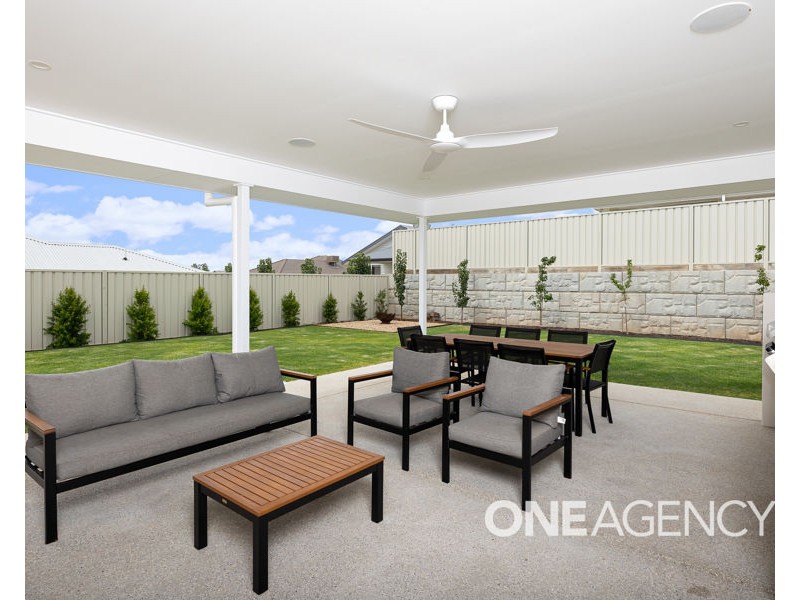 25 NOLAN STREET, Lloyd NSW 2650