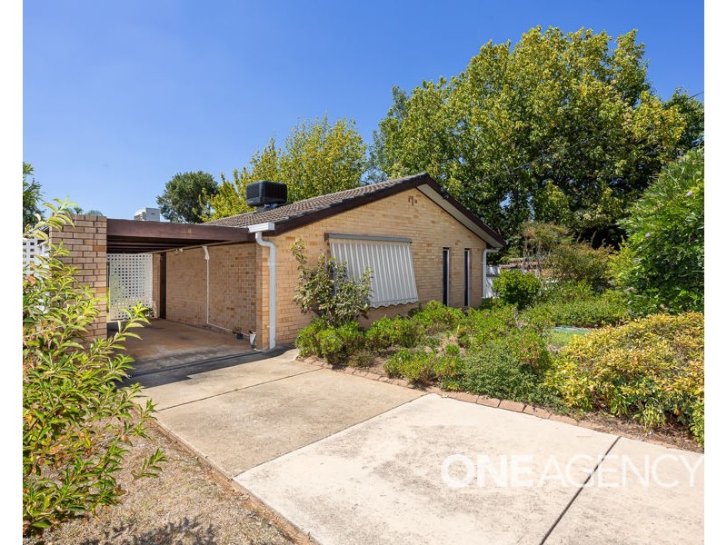 59 INGLIS STREET, Lake Albert NSW 2650