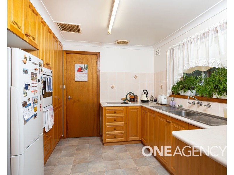 59 INGLIS STREET, Lake Albert NSW 2650