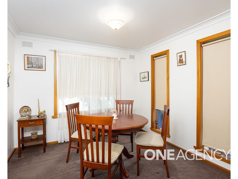 59 INGLIS STREET, Lake Albert NSW 2650