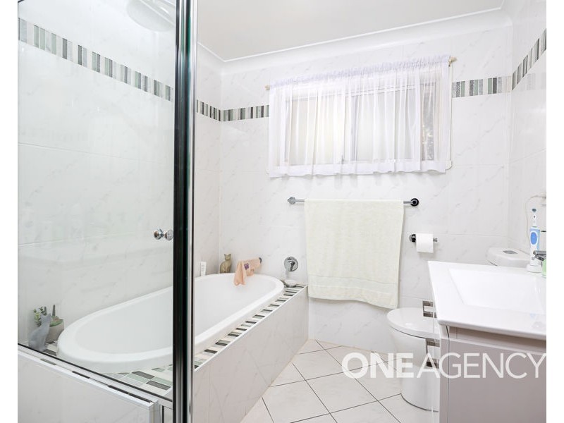 59 INGLIS STREET, Lake Albert NSW 2650