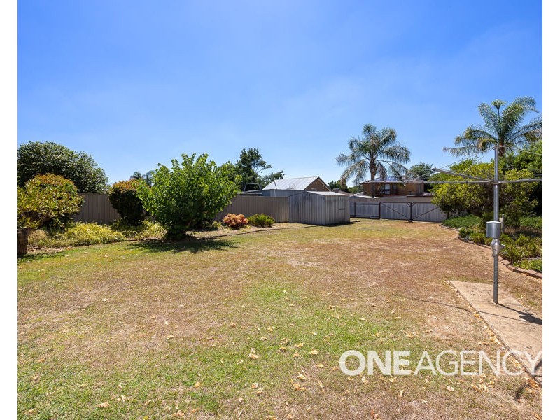 59 INGLIS STREET, Lake Albert NSW 2650